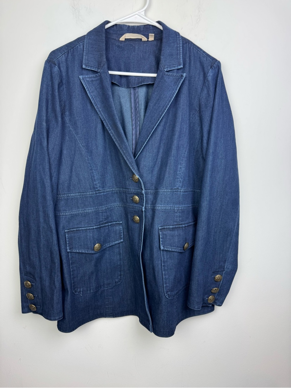 Soft Surroundings Bari Blue Lightweight Denim Jacket with Embossed Buttons Large